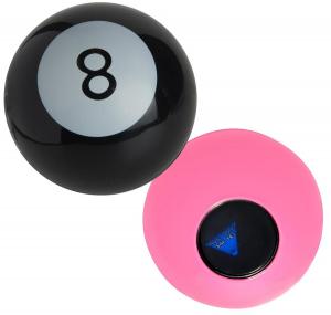 Magic 8 Ball Dice: Take along, pocket sized decision making!